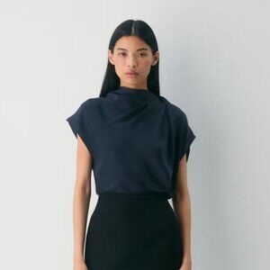 NWT Aritzia Babaton Nominee Satin Blouse Dark Night Navy Size Small